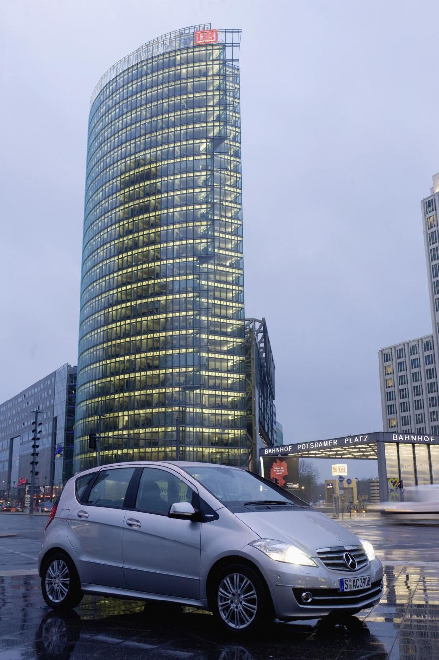  Mercedes-Benz A-Class 5-Door 2009 года  (фото 17 из 114)